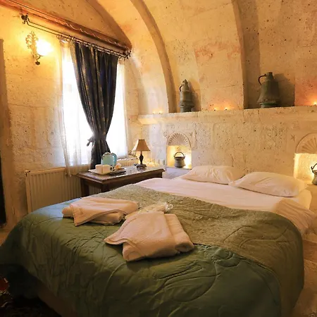 Antique Terrace Cave 3*