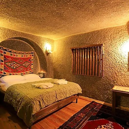 Отель Antique Terrace Cave 3*