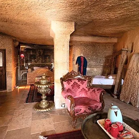 Antique Terrace Cave Гореме