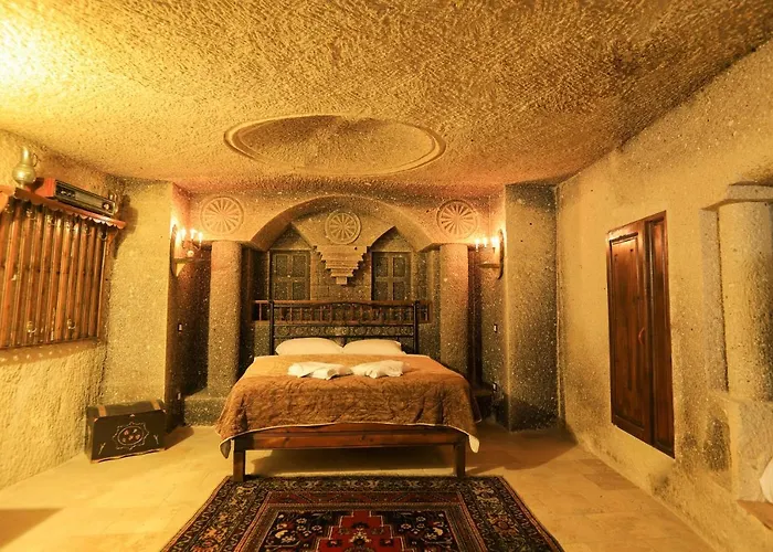 Antique Terrace Cave ギョレメ