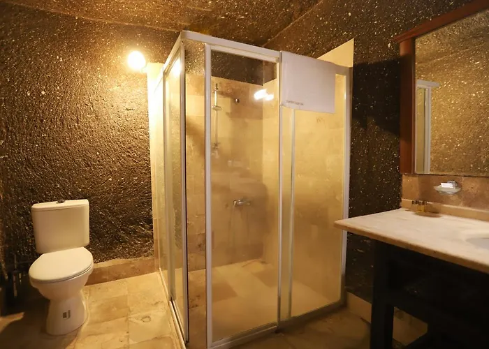 מלון Antique Terrace Cave 3*