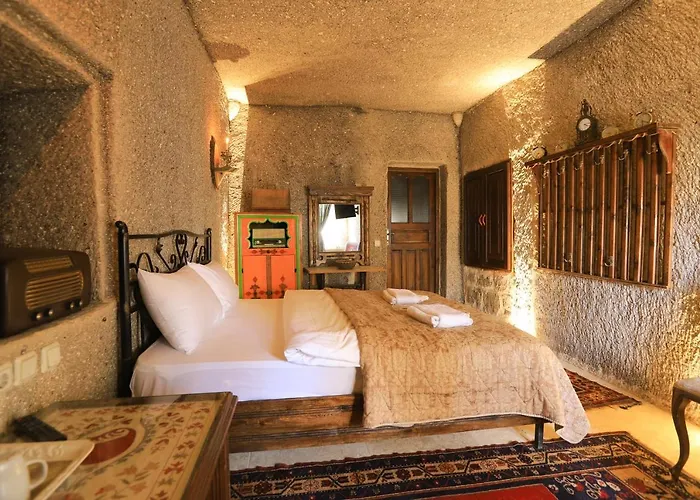 Antique Terrace Cave 3*